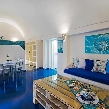 Blue Dream - Santorini * Kamári