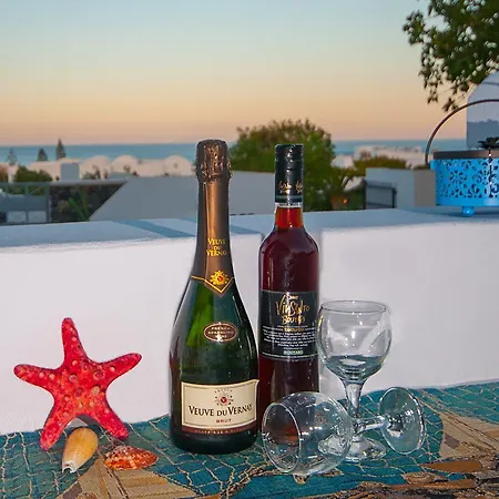 Blue Dream - Santorini Kamári