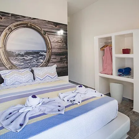 Blue Dream - Santorini * Kamári