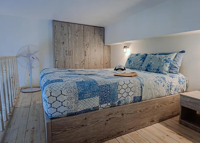 Blue Dream - Santorini